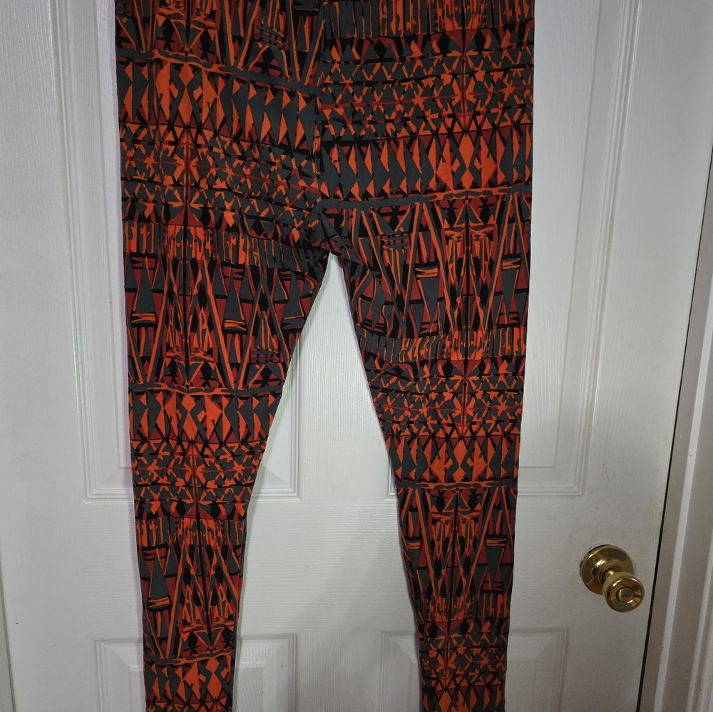 Lularoe - Picture 3 of 5